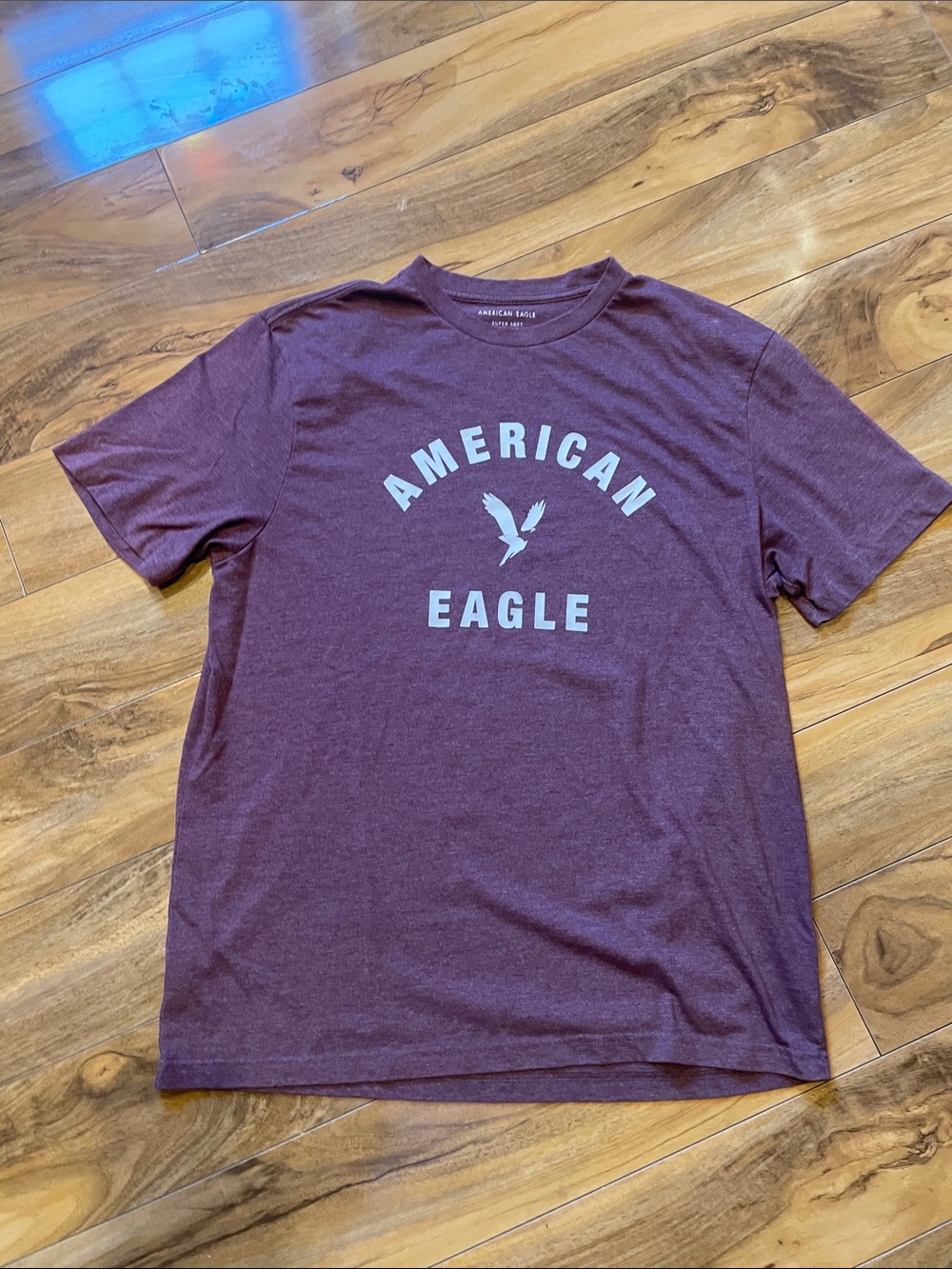 Men’s large American Eagle T-shirt